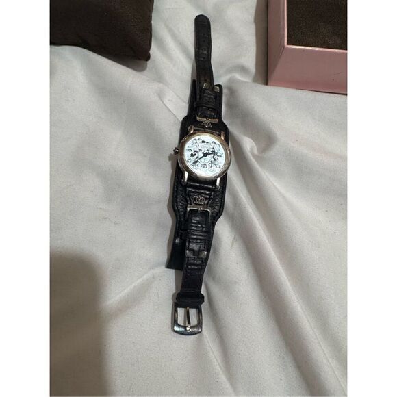 Vintage y2k OG Juicy Couture fairytale lesther double band crown charm watch iOB main image 7